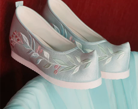 清欢七夕搭配汉服绣花鞋古风鞋内增高明制唐魏...