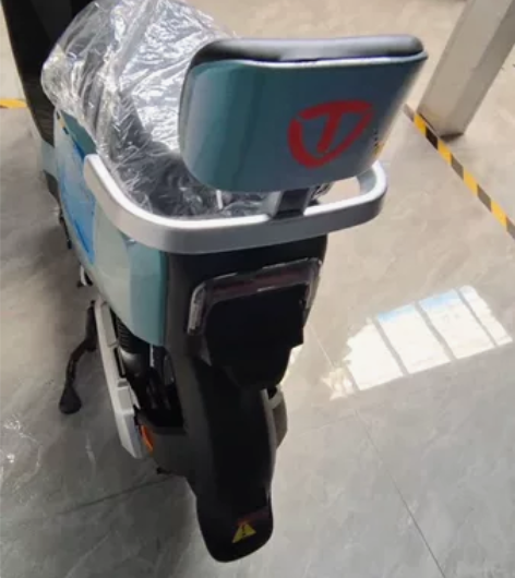 #粉丝福利#  台铃可骏，五块石墨烯电池 ...