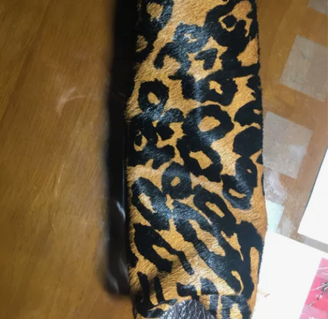 马毛纯牛皮笔袋，全新。 感兴趣的话点“我想...