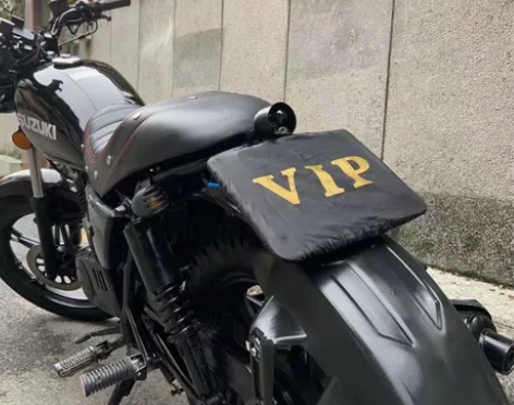 出一台铃木复古小太子 自用车 1000公里...
