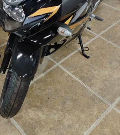 铃木GSX250黑色现货一台 双通道ABS...