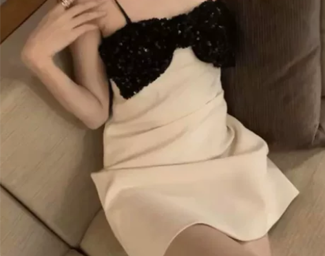 【55盛典价】法式名媛蝴蝶结吊带连衣裙20...