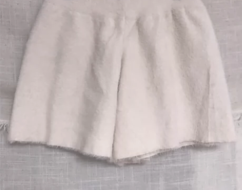 全新仿貂绒柔软针织短裤休闲裤 裤长31 腰...