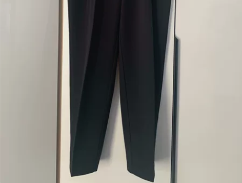 黑色休闲裤 全新 非常垂顺 不易褶皱L码不...