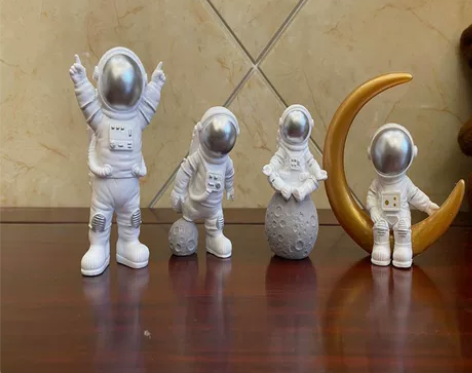 宇航员摆件创意迷你车内装饰全新一拍就发三个...