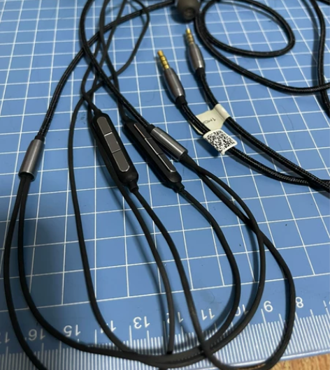 万魔 E1001圈铁发烧耳机 1MORE/...