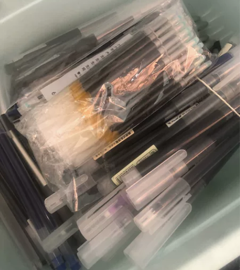 直液式走珠笔速干黑色中性笔圆珠笔学生用蓝色...