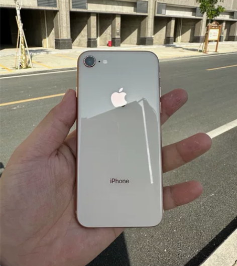 苹果8 256G，功能完好，九成新，手机细...