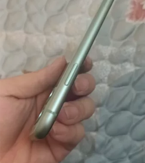 苹果11  128G  买来从来没有打过游...