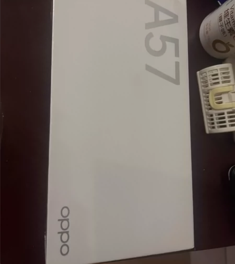 公司年终奖抽到oppo A575G  ，颜...