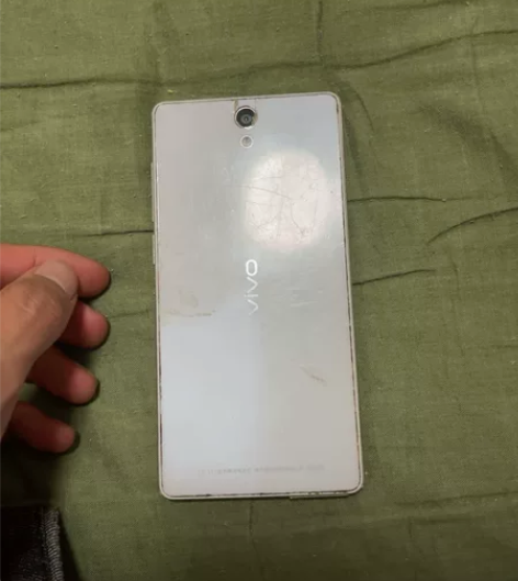 vivo不到什么型号.好不好使不清楚.便宜...