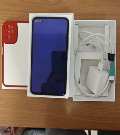 荣耀v30pro   8+256 自用两年...