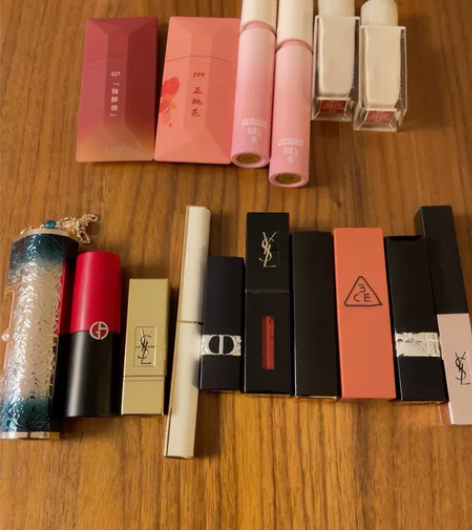 个人闲置口红随缘卖 国际品牌：ysl Ch...