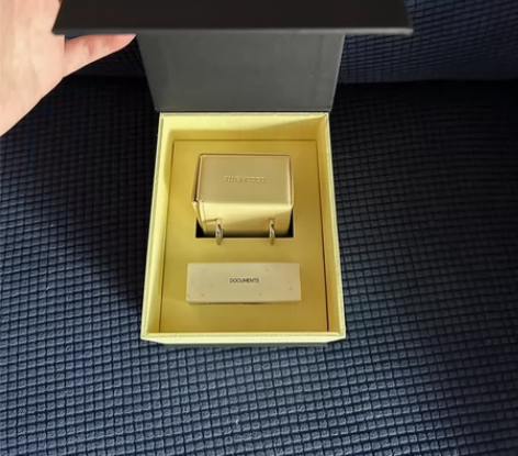 闻献迷你香水组 全新