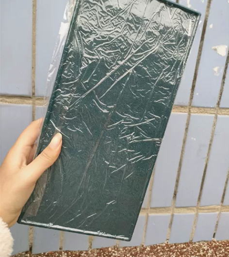 50格，软盖调色盒，9成新，买回来，没有用...