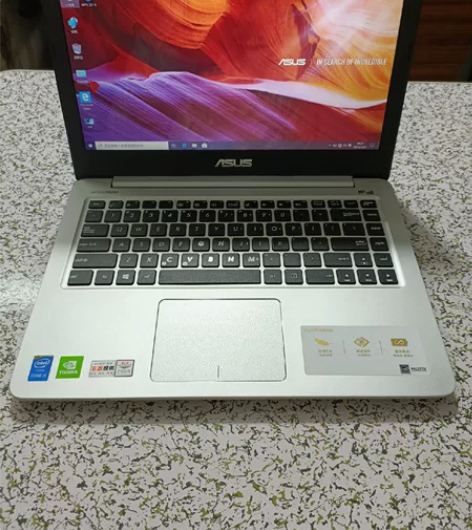 华硕2G独显笔记本电脑,金属银色,漂亮时尚...