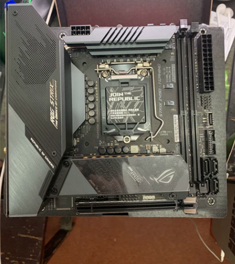 Asus/华硕 ROG STRIX Z49...