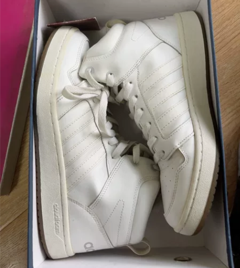 阿迪高帮板鞋，穿过，出了 感兴趣的话点“我...