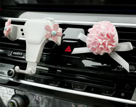 可爱车载手机支架女汽车用手机架导航架卡通车...