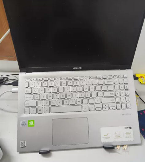 华硕vivobook15S，2020年5月...