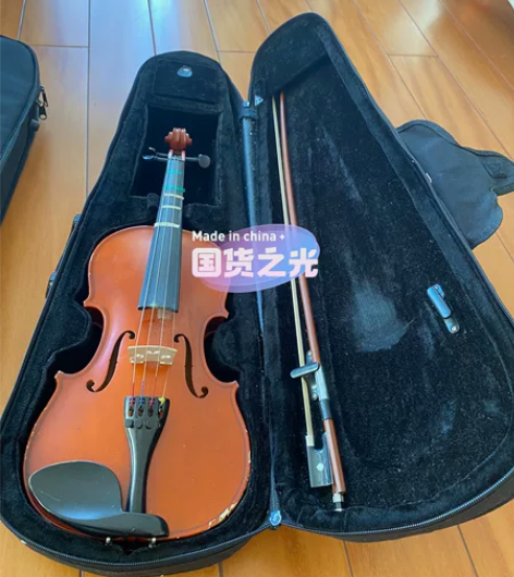 1/2小提琴200M包邮不退换 感兴趣的话...