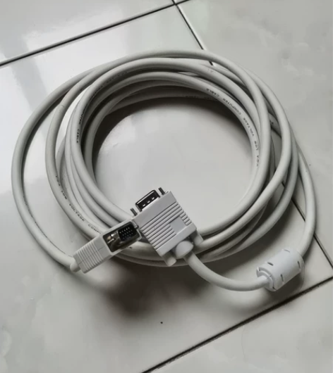 电脑连接线5米长，没用过给有需要的朋友，3...