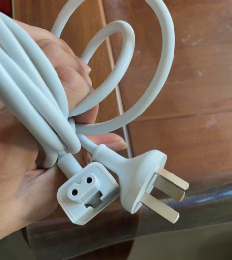 APPLE苹果笔记本电脑电源线，全新，两条...