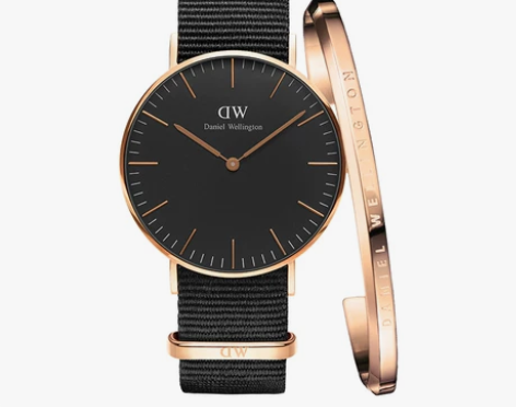 99新 DW金色帆布带手表＋手环 感兴趣的...