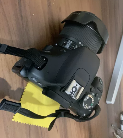 自用几乎全新佳能EOS600D单反相机，入...