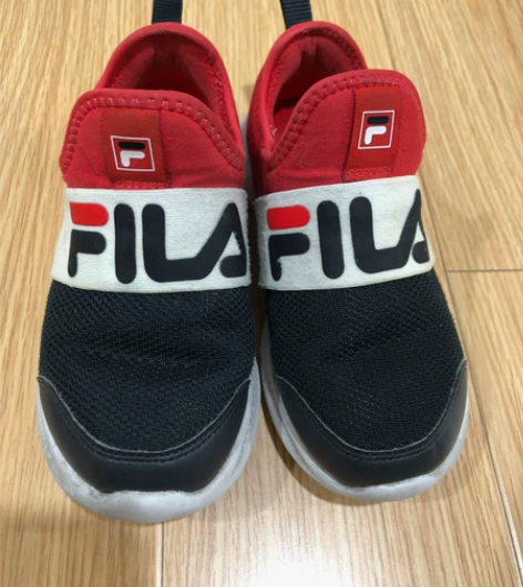 FILA 斐乐男童鞋 新旧如图，尺码CHN...