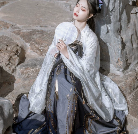 [出]出艺缕家汉服黑云鹤三件套m码（内3+...