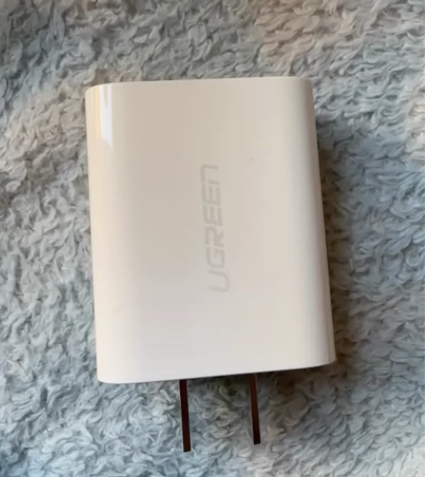 绿联，UGREEN，pd18w充电头，9新...