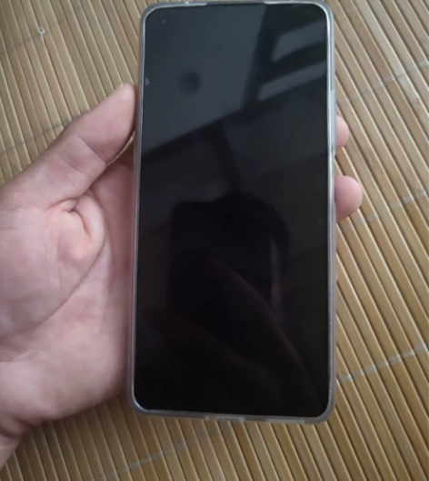 小米11青春版买两个月了，没怎么用。8+1...