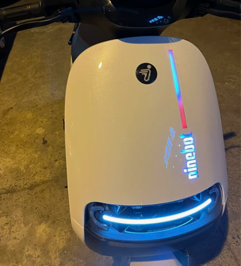 九号发光面板蓝牙可调爽快可少 感兴趣的话点...