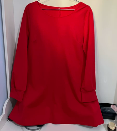 大红色A字裙 XL码 135斤以内 商标已...