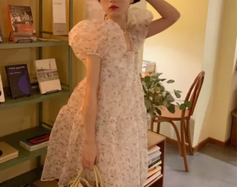 甜美初恋设计感仙女裙子夏季蓬蓬裙小个子泡泡...