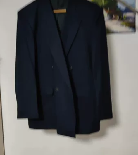 男士西服JUNYOU,胸围104,衣长77...