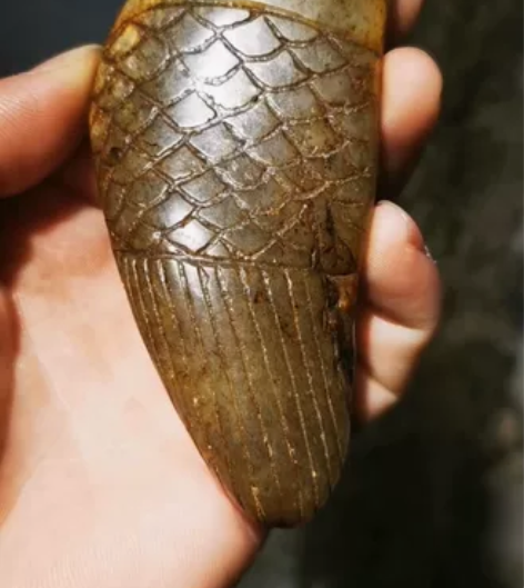 私家珍品玉雕 和田玉挂件 鱼雕 寓意吉祥物...