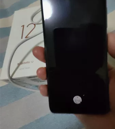 小米12.8+128的，自用备用机9成新以...