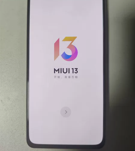直用红米k40pro 8+128 感兴趣的...