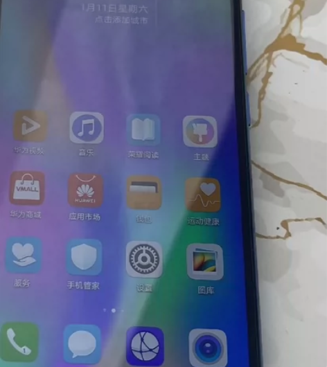 华为二手手机，华为荣耀10，6+64的内存...