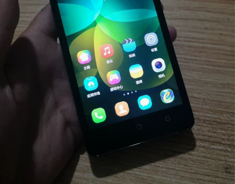 荣耀 畅玩4c，9新，2+16，电信版，无...