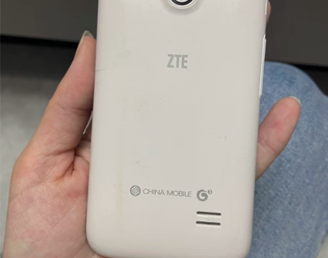 中兴手机,移动版,不知道型号不知道还能不能...