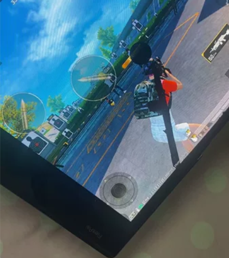 柔宇一代,屏幕瑕疵大黑点老化,后盖有裂,电...