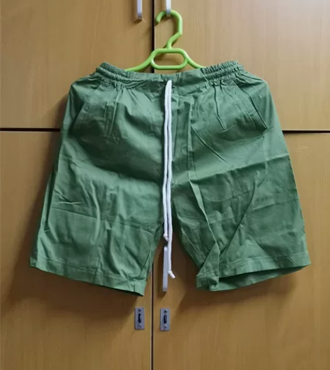 绿色夏季工装短裤女注意尺寸偏小 全新未试穿...