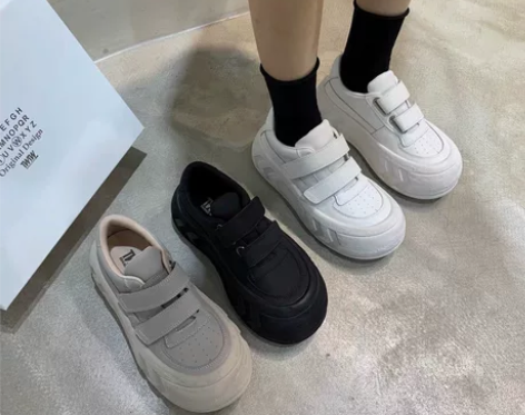 TWTW魔术贴面包鞋女ins网红圆头厚底休...