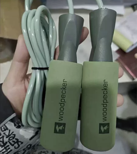 （亏本甩）正品啄木鸟pvc跳绳两用款，之前...