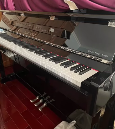 珠江钢琴几乎全新，买来不到6个月 无发票 ...