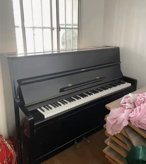 钢琴低价处理 感兴趣的话点“我想要”和我私...