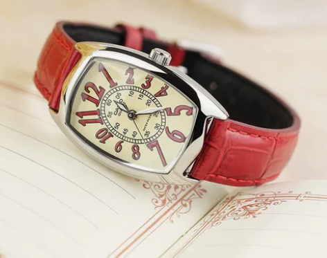 卡西欧女表时尚气质经典百搭酒桶形指针石英女...